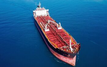 Kapal Tanker Rusia Bermuatan 1 Juta Barel Minyak Dihantam Drone