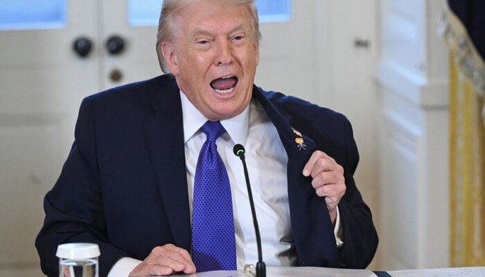 Ngamuk-ngamuk Tak Dibantu Perangi Iran, Trump Sebut NATO Pengecut