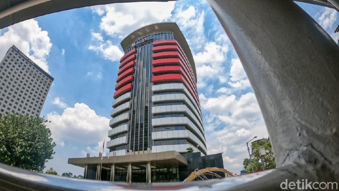 KPK mengamankan Bupati Rejang Lebong