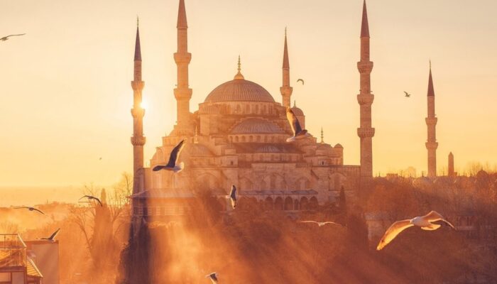 Sidang Isbat Digelar Hari Ini, Lebaran 2026 Berpotensi 20 atau 21 Maret?