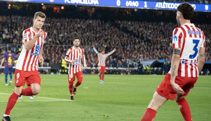Cubarsi kartu merah, Atletico Madrid bungkam Barcelona 2-0 di Camp Nou
