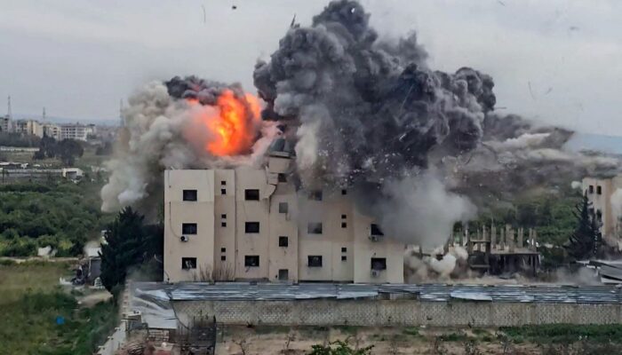 Israel Tolak Gencatan Senjata dengan Hizbullah, Tetap Serang Lebanon