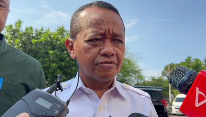 Kata Bahlil soal Kapal Pertamina Belum Bisa Lewati Selat Hormuz meski Iran-AS Gencatan Senjata