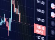 Rupiah dan Minyak Dunia Jadi Ujian Berat IHSG, Cek Rekomendasi Saham Pekan Ini
