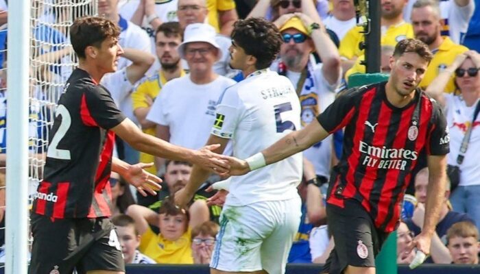 Santiago Gimenez Tersingkir di AC Milan, Dibela Ricardo Kaka